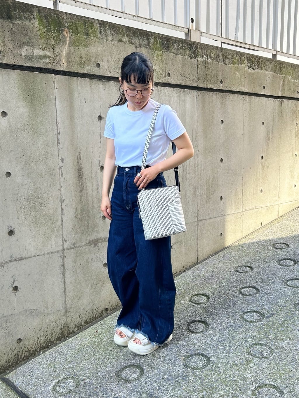 NICHIさんの「HIROKO HAYASHI｜OTTICA（オッティカ）ショルダーバッグ」を使ったコーディネート