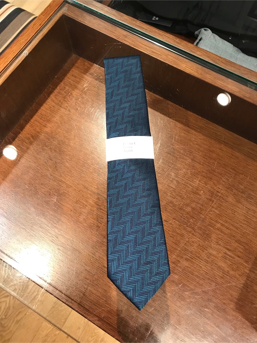 じゅんさんの「TAKEO KIKUCHI｜【Made in JAPAN】矢絣（やがすり）シルクネクタイ」を使ったコーディネート