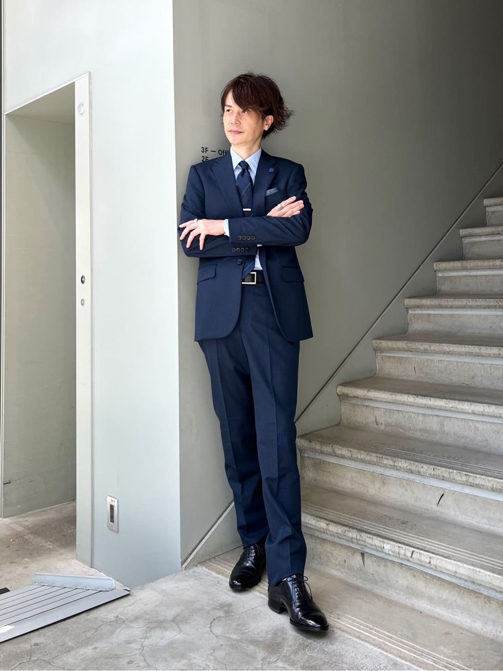 Shintaroさんの「TAKEO KIKUCHI｜フォーマルチーフ」を使ったコーディネート