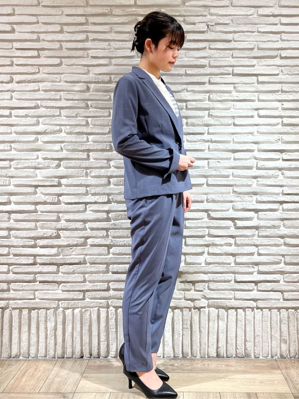  まるみさんの「index｜【抗菌防臭加工/7cmヒール】ベーシックパンプス/通勤対応」を使ったコーディネート