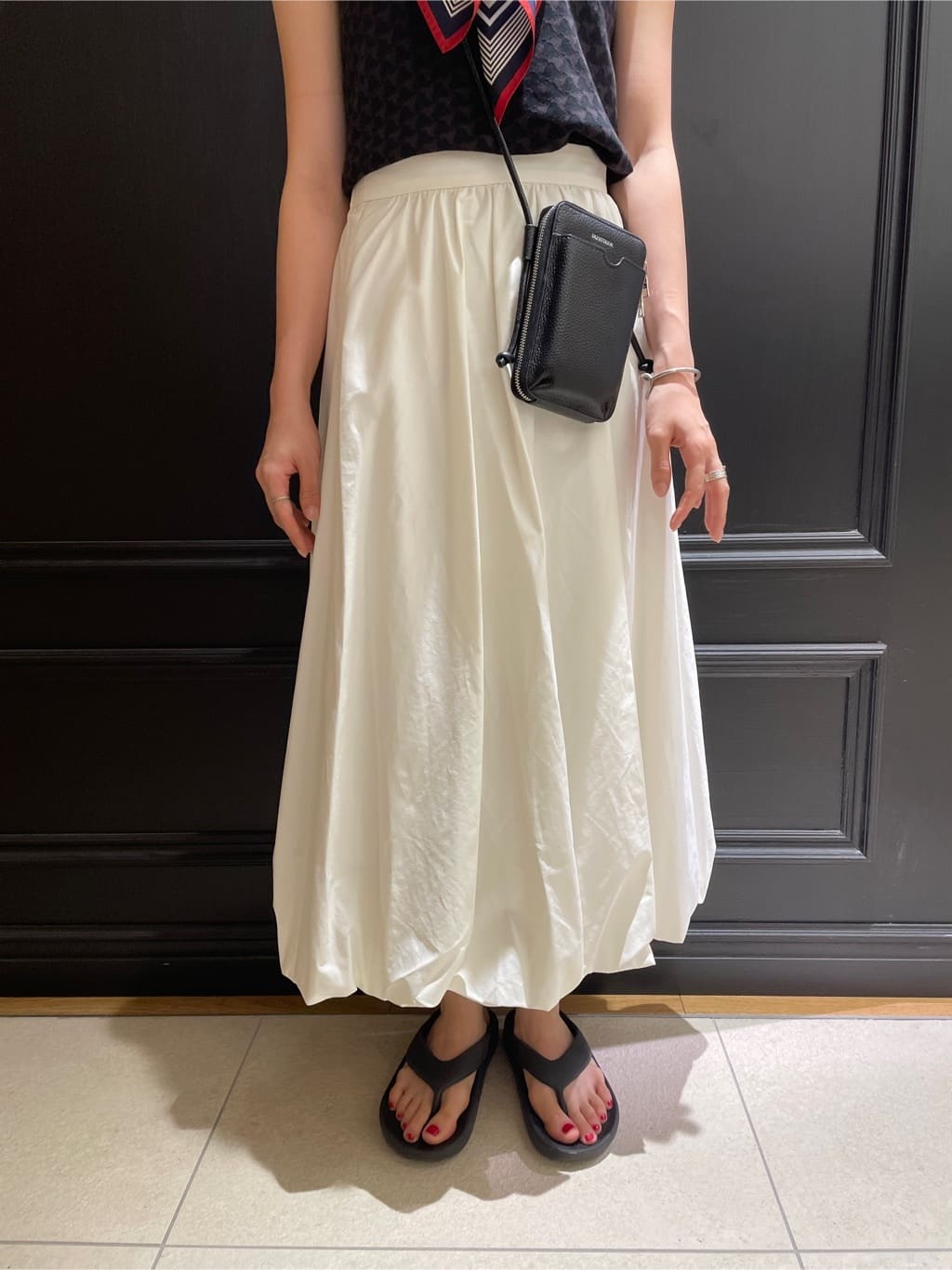 Karinさんの「DRESSTERIOR｜【STORY11月号掲載】レオパードシルクスカーフ」を使ったコーディネート