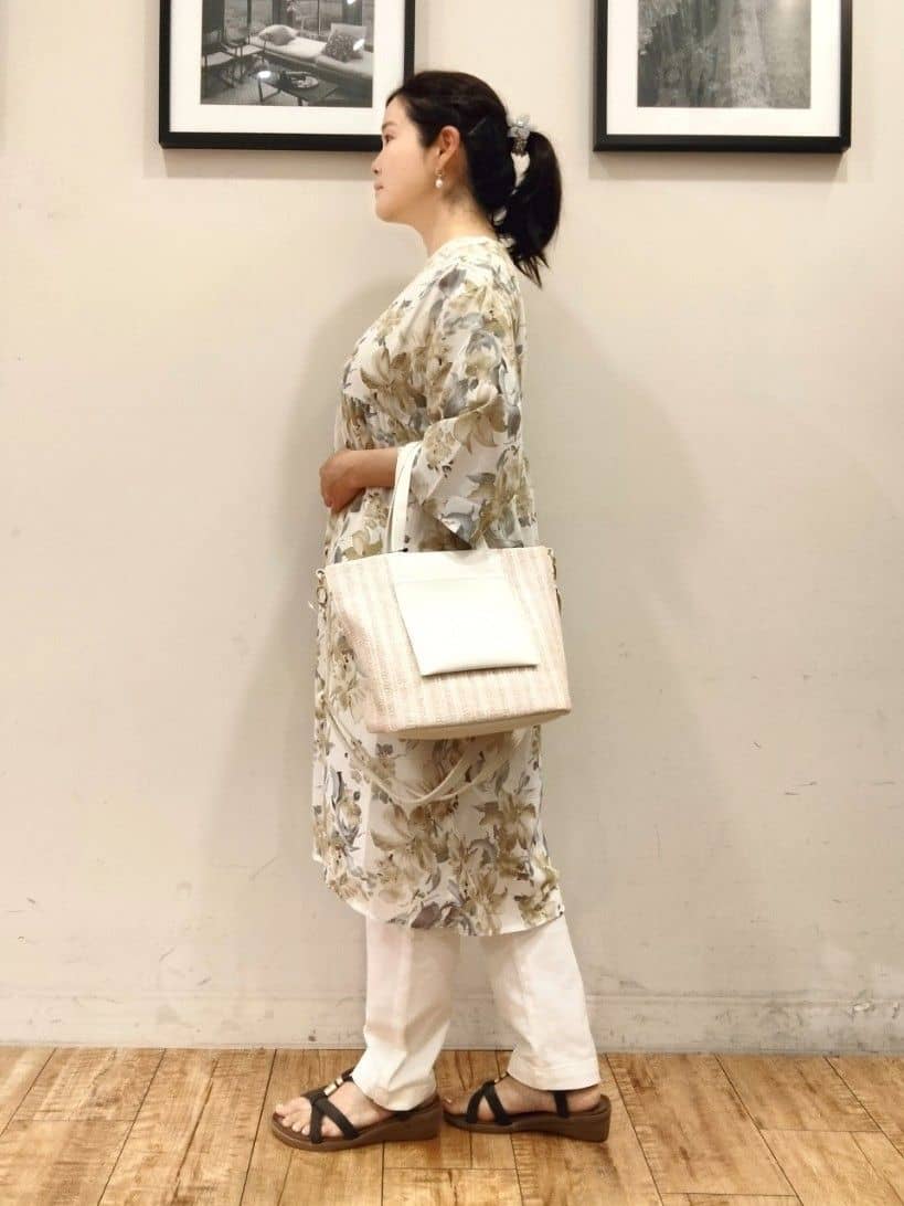 SHOOLARUEさんの「SHOO･LA･RUE｜」を使ったコーディネート