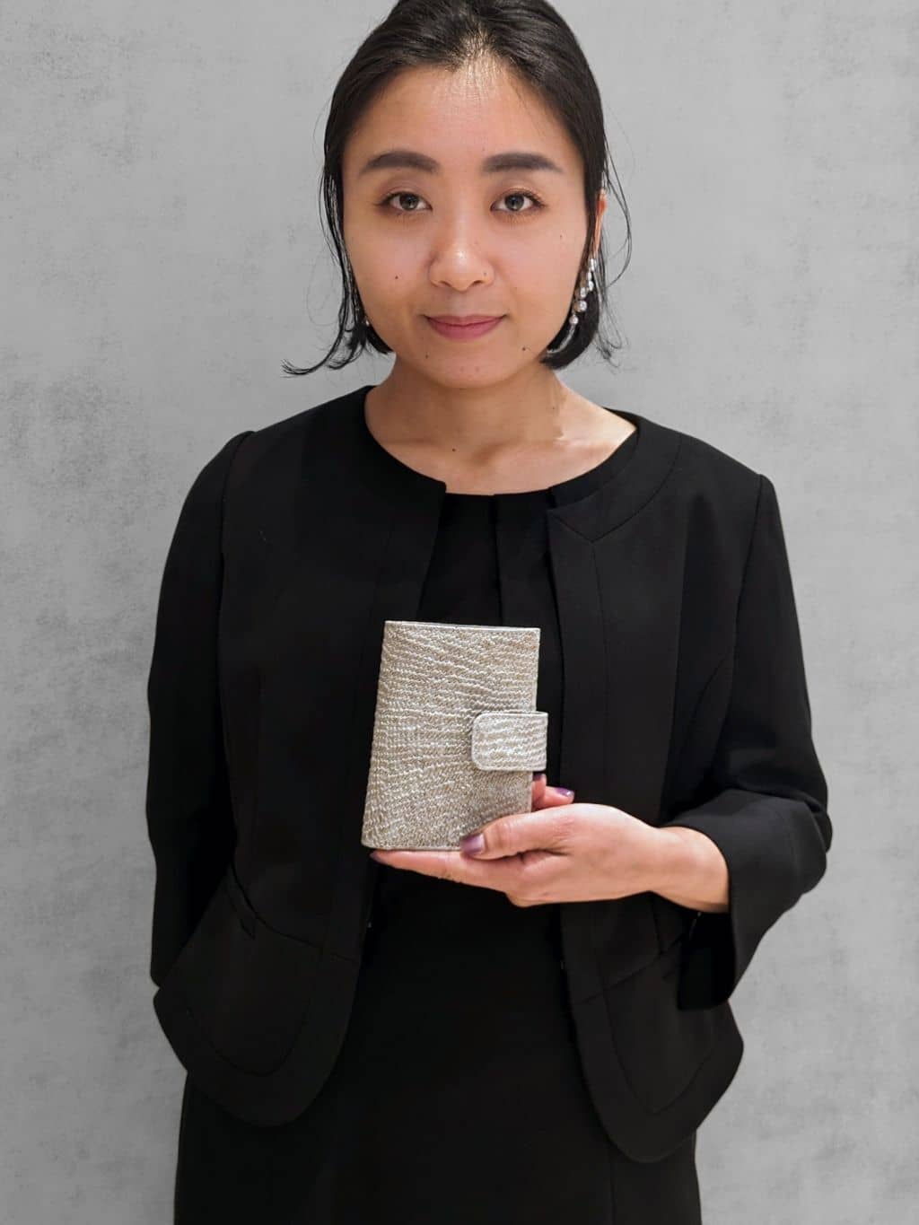 MTさんの「HIROKO HAYASHI｜DAMASCO（ダマスコ）二つ折り財布」を使ったコーディネート