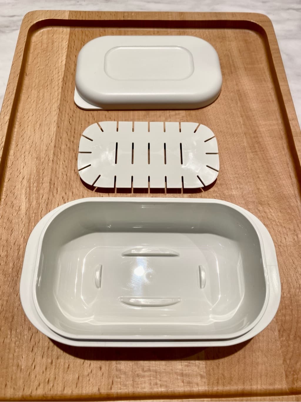 まるまるさんの「212 KITCHEN STORE｜極 冷凍ごはん容器 小 WH ＜marna マーナ＞」を使ったコーディネート