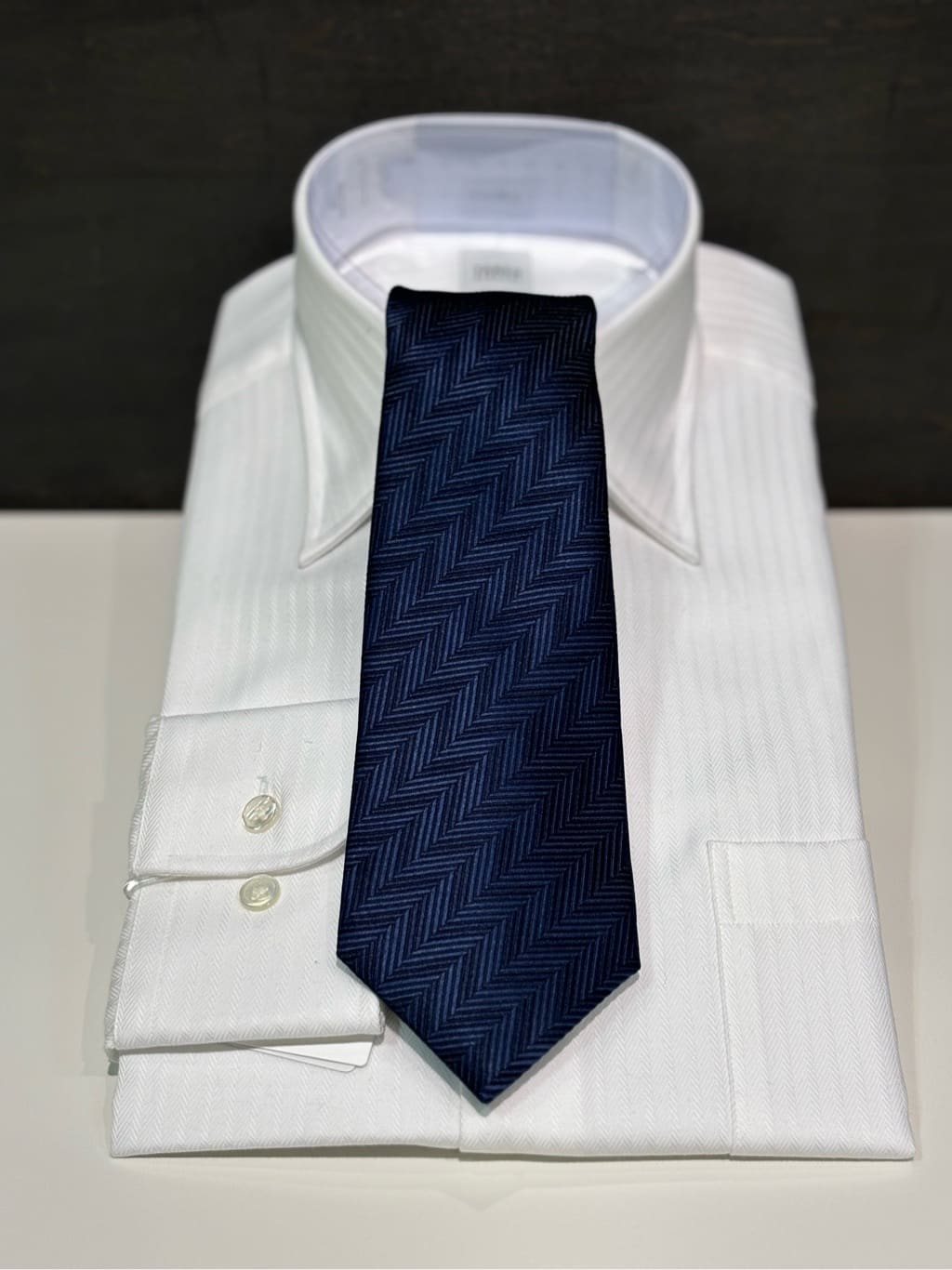 ヒナさんの「TAKEO KIKUCHI｜【Made in JAPAN】矢絣（やがすり）シルクネクタイ」を使ったコーディネート