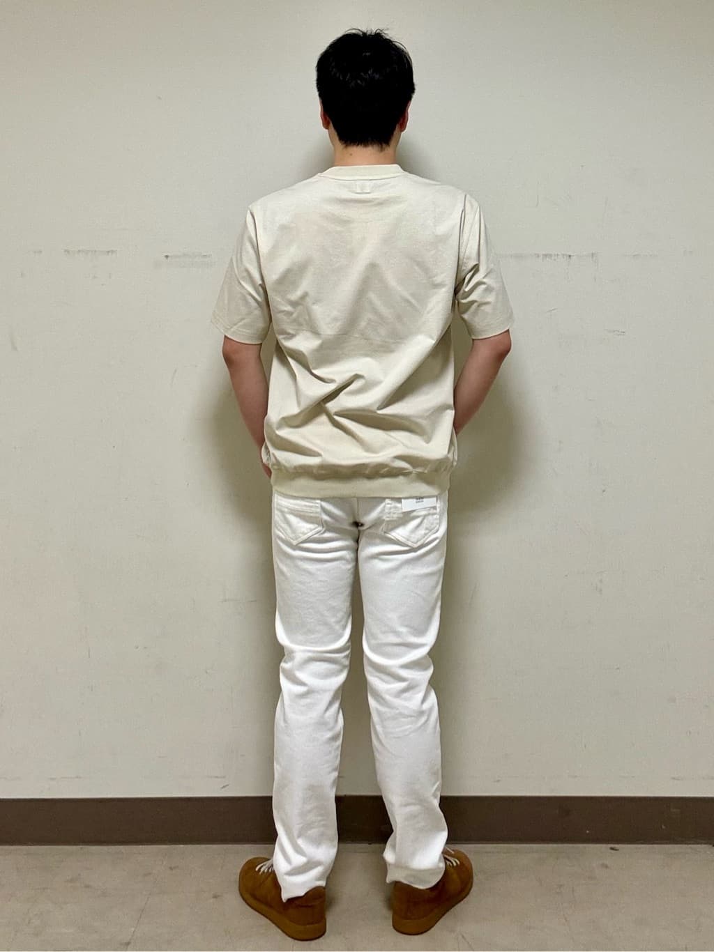 中村さんの「TAKEO KIKUCHI｜【抗菌防臭／5サイズ展開】ハイゲージポンチ Tシャツ」を使ったコーディネート
