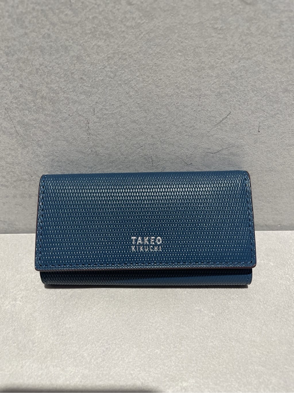 Tightさんの「TAKEO KIKUCHI｜【抗菌防臭/シーズンレス】シアサッカー ジャージシャツ」を使ったコーディネート