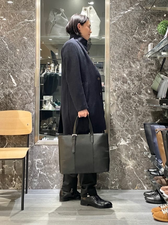 Tightさんの「TAKEO KIKUCHI｜【ウールカシミヤブレンド】ビーバー調 スタンドカラー コート」を使ったコーディネート
