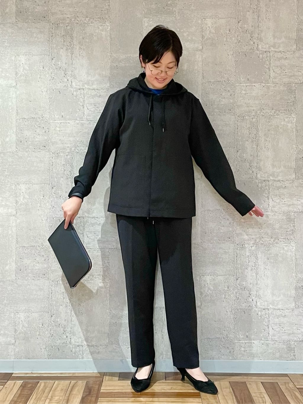Kudou Cさんの「TAKEO KIKUCHI｜【ベーシック】レザー クラッチバッグ」を使ったコーディネート
