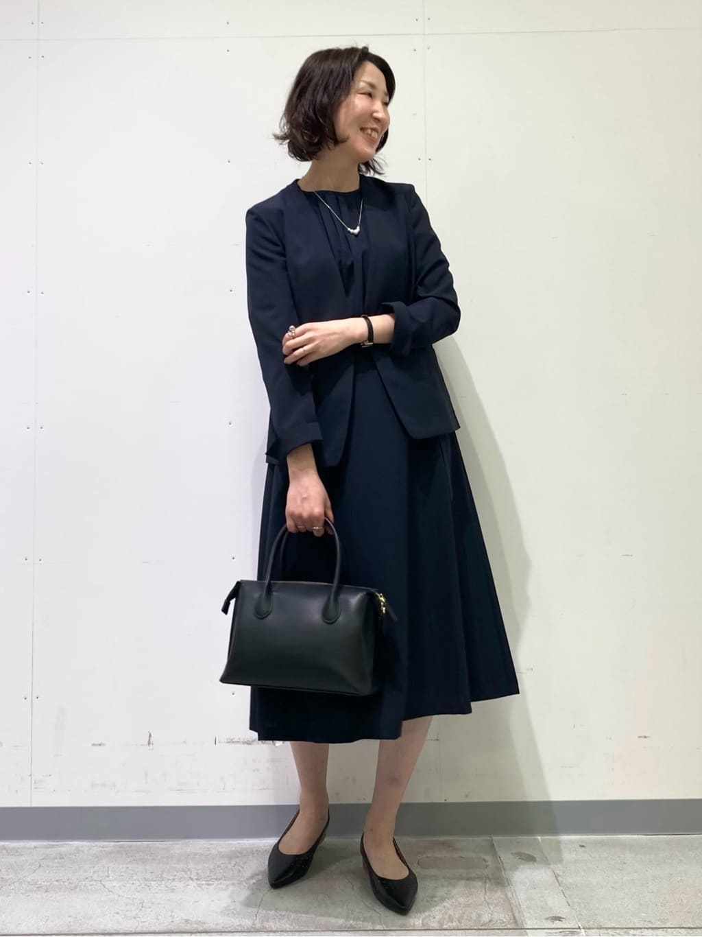 yuriさんの「INDIVI｜【定番スーツ／UVケア／洗える】ウール調ノーカラージャケット」を使ったコーディネート