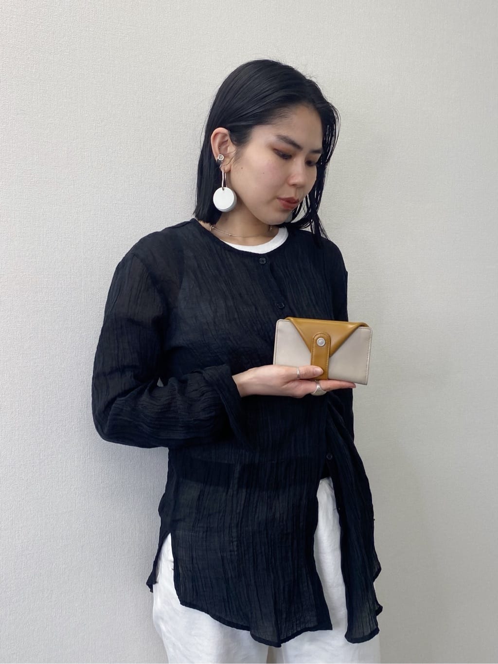 Uさんの「HIROKO HAYASHI｜【WEB限定】GIORNO（ジョルノ）マルチ財布」を使ったコーディネート