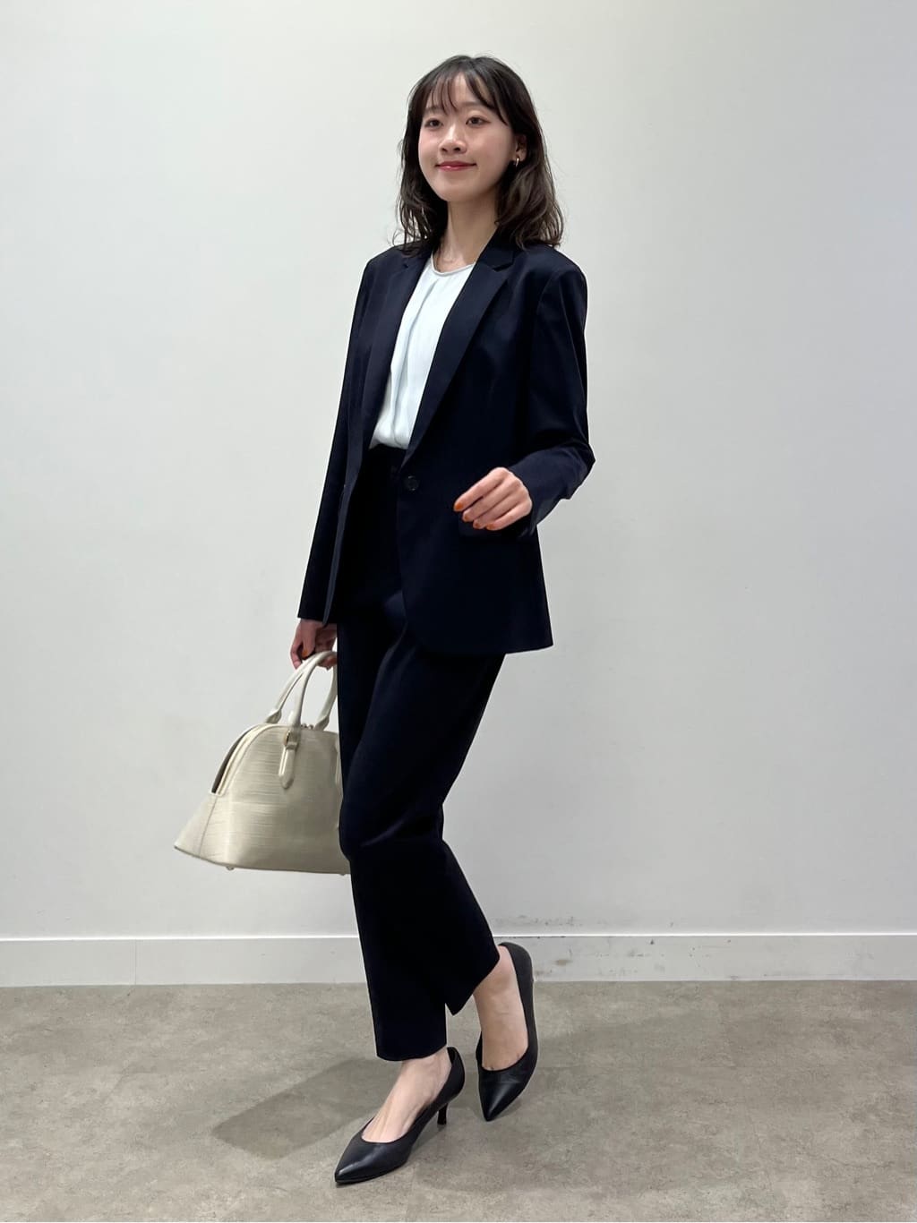kaaiさんの「UNTITLED｜【日本製・本革】Comfit Dresser Pumps（コンフィットドレッサーパンプス）」を使ったコーディネート