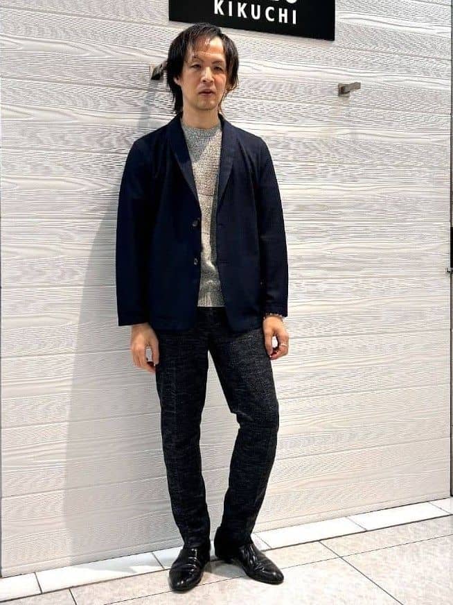 井出恭輔さんの「TAKEO KIKUCHI｜【尾州織】リネンブレンド メッシュパンツ」を使ったコーディネート