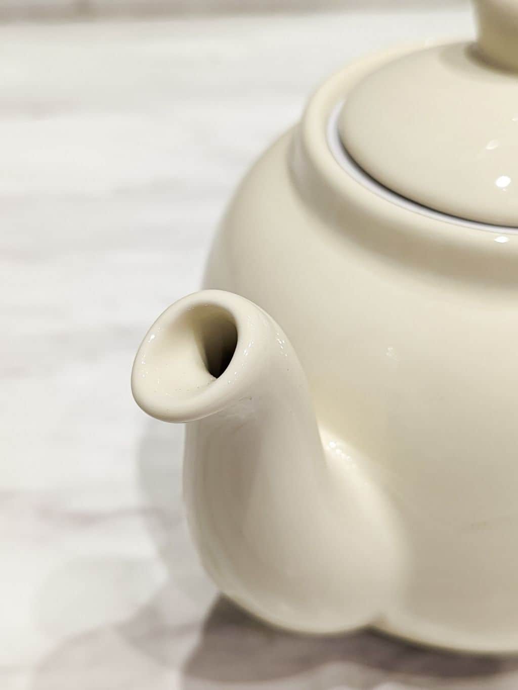 シモさんの「212 KITCHEN STORE｜ファームハウス ティーポット アイボリー ２カップ＜London Pottery ロンドンポタリー＞」を使ったコーディネート