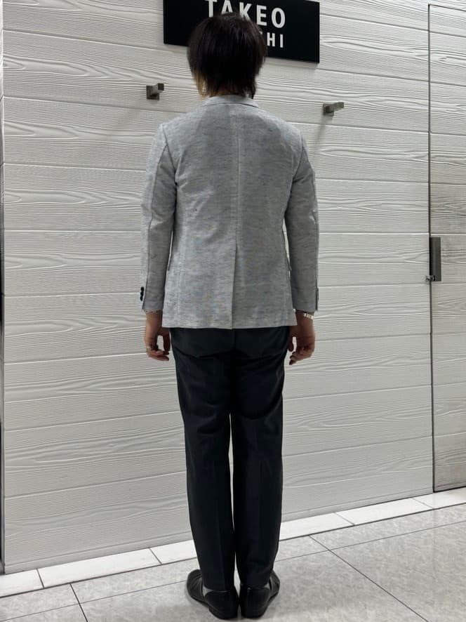 井出恭輔さんの「TAKEO KIKUCHI｜【尾州織】リネンブレンド メッシュ ジャケット」を使ったコーディネート