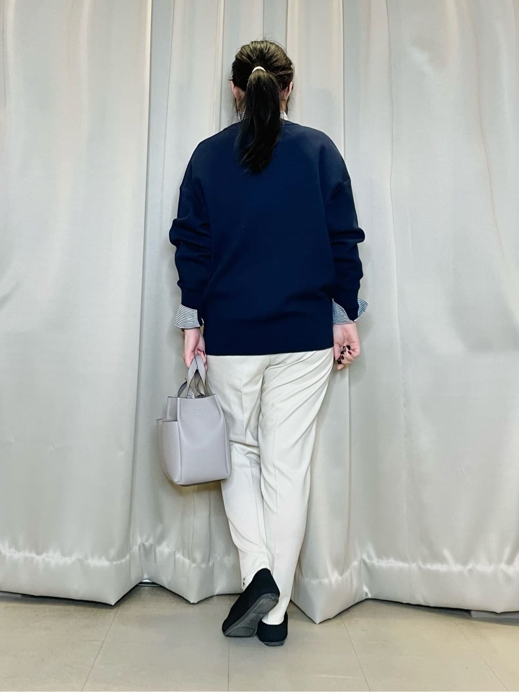 かのさんの「SHOO･LA･RUE｜【洗える/SS-3L】すっきりキレイにかっこよく 大人のテーパードパンツ」を使ったコーディネート