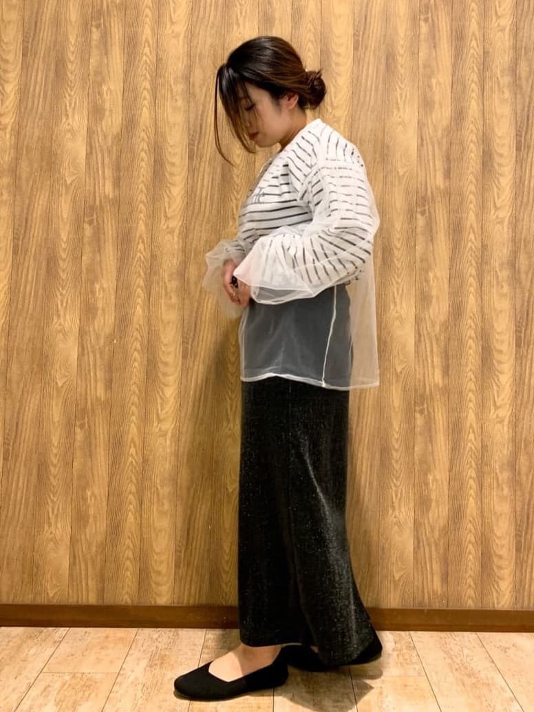 ｍｉｓａｋｉさんの「SHOO･LA･RUE｜」を使ったコーディネート