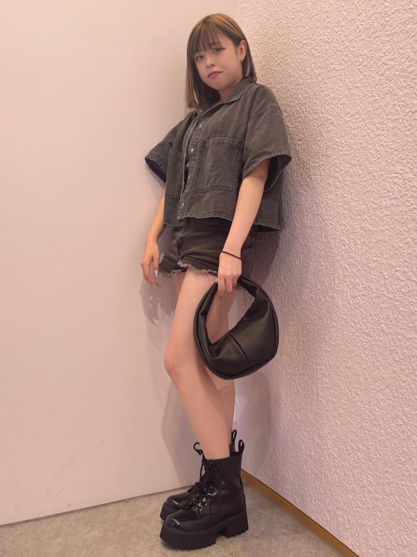 ひなさんの「ESPERANZA｜横型ワンハンドル手提げ」を使ったコーディネート
