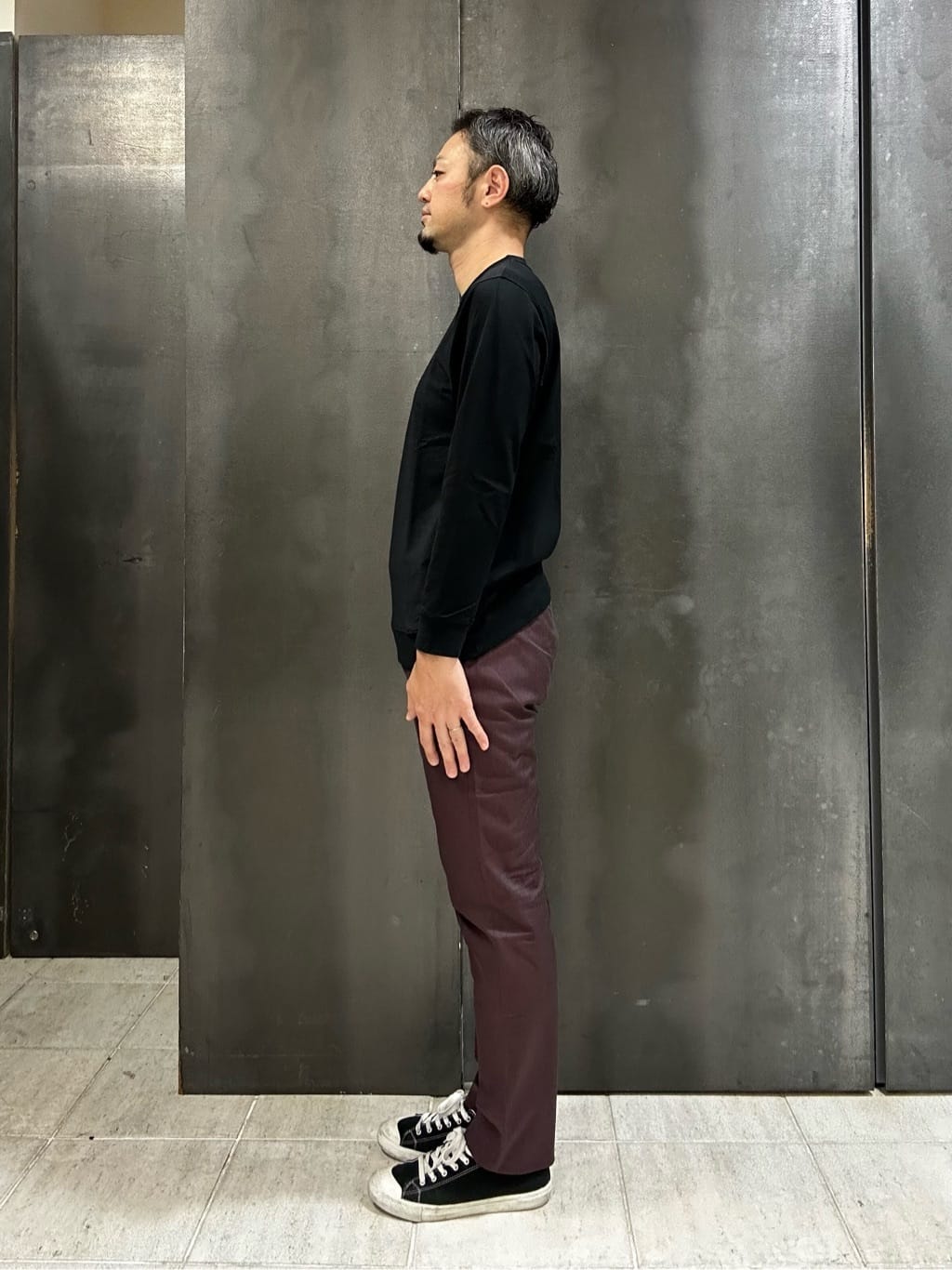 coheyさんの「TAKEO KIKUCHI｜【全7サイズ&times;8色展開！】トップマルチヘリンボン パンツ」を使ったコーディネート