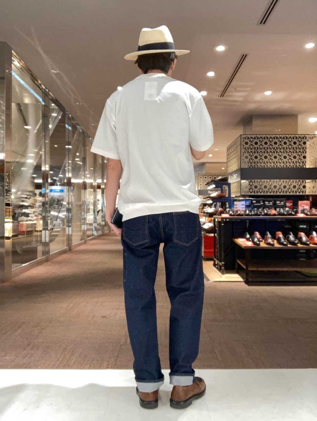 KDDさんの「TAKEO KIKUCHI｜アンティーク調レザー キーケース」を使ったコーディネート