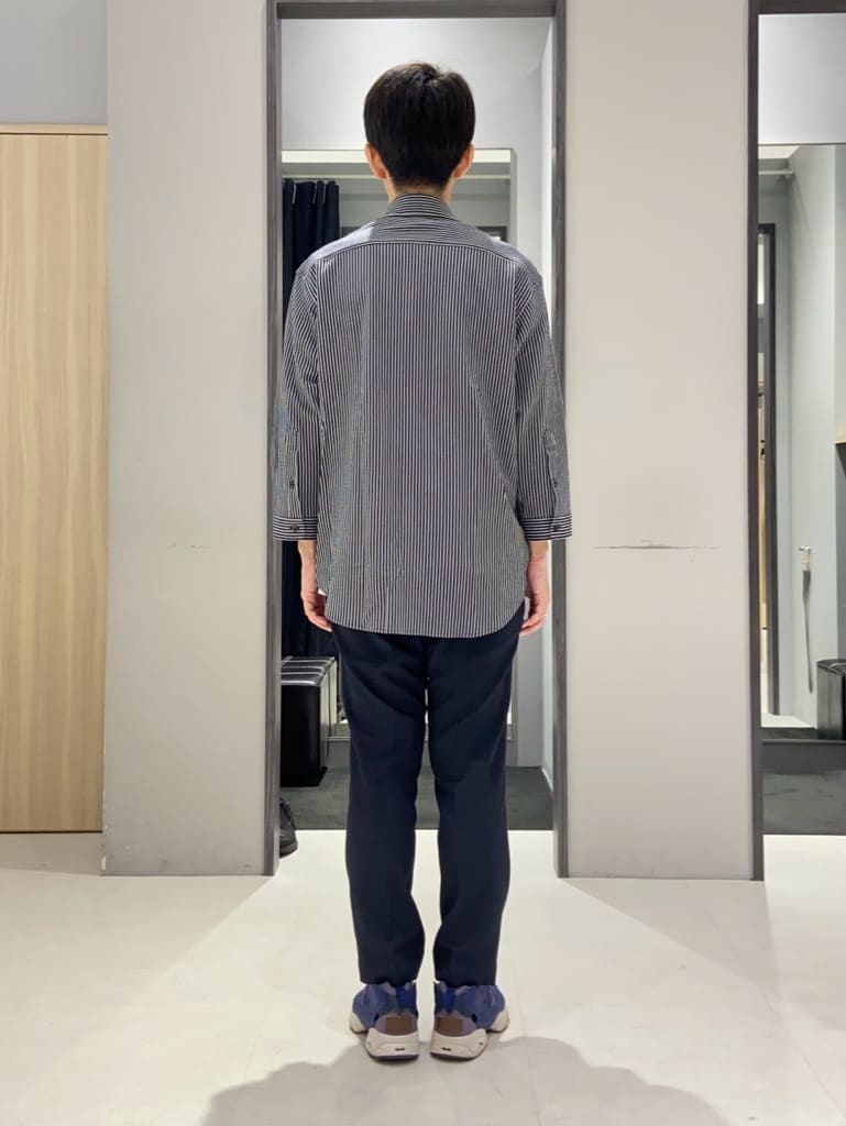 わいずみさんの「TAKEO KIKUCHI｜【撥水】ライトウェイト ボディバッグ」を使ったコーディネート