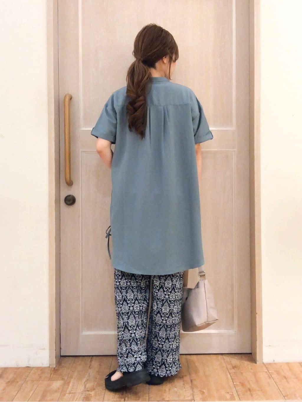 オリえもんさんの「SHOO･LA･RUE｜」を使ったコーディネート
