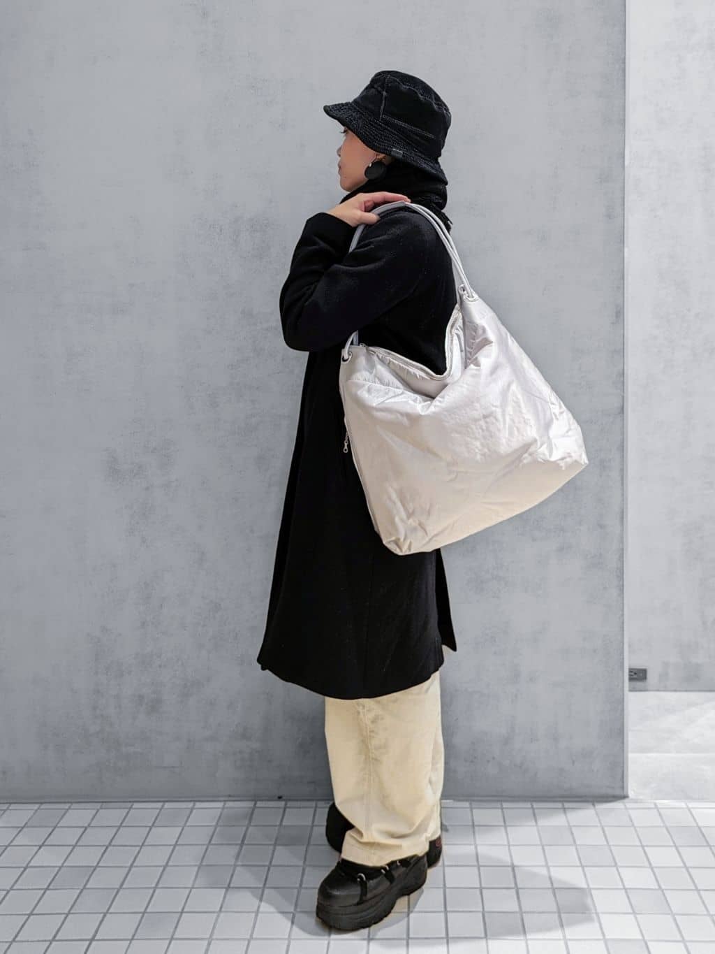 MTさんの「HIROKO HAYASHI｜ENORME（エノルメ）ショルダーバッグ」を使ったコーディネート