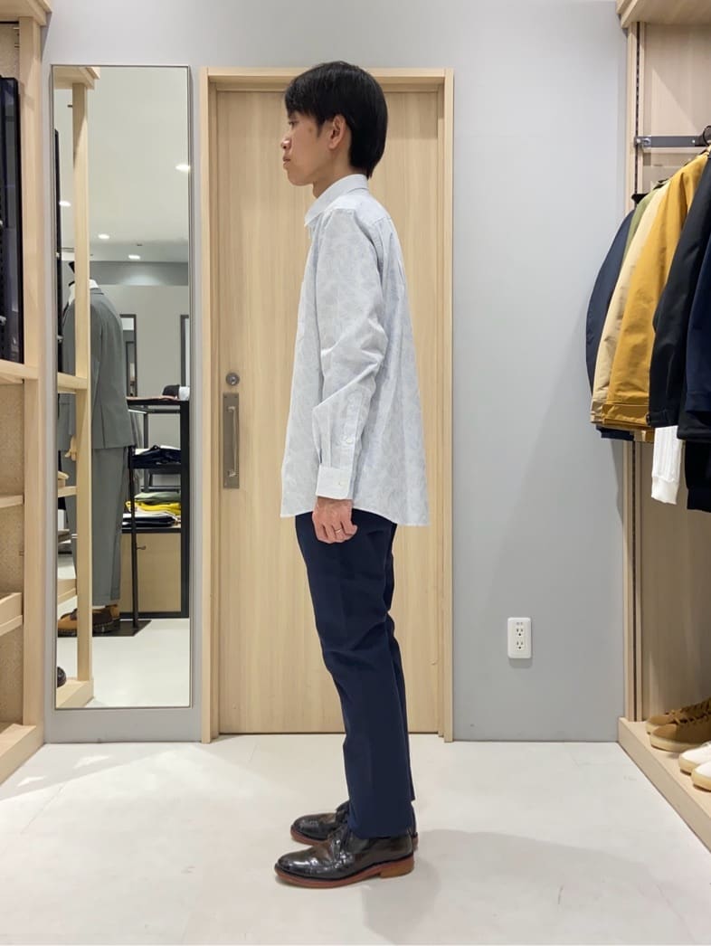 わいずみさんの「TAKEO KIKUCHI｜【Made in JAPAN】播州織 ヘリンボン ストレート パンツ」を使ったコーディネート