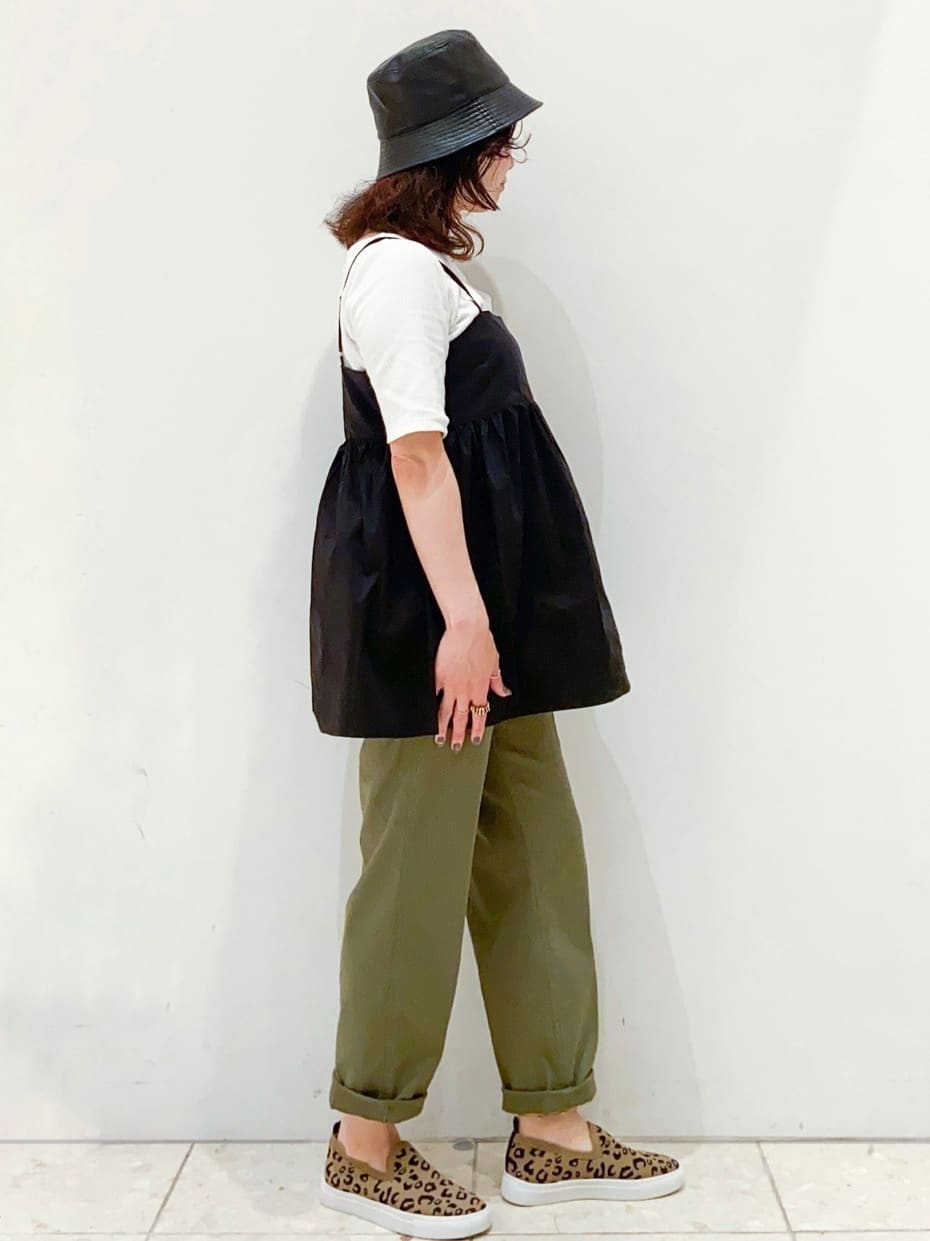 mameさんの「OPAQUE.CLIP｜ストレッチベイカーパンツ／オーガニックコットン混【洗濯機洗い可／ストレッチ】」を使ったコーディネート
