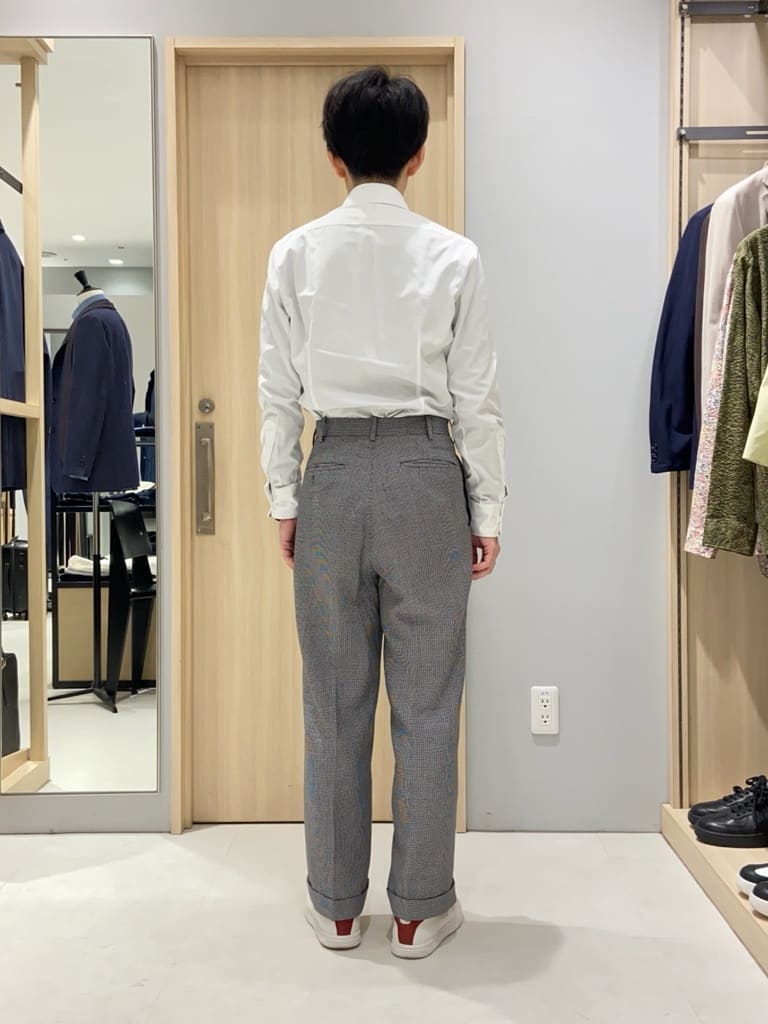 わいずみさんの「TAKEO KIKUCHI｜【Made in JAPAN】ブロード レギュラーカラー ドレスシャツ」を使ったコーディネート