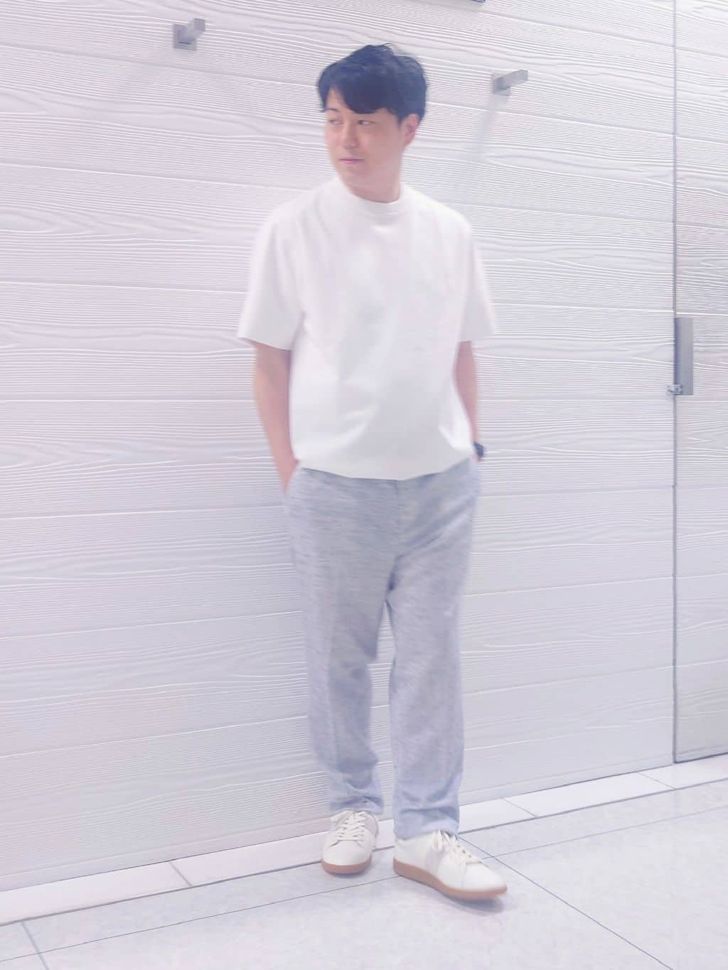 かずさんの「TAKEO KIKUCHI｜【抗菌防臭／5サイズ展開】ハイゲージポンチ Tシャツ」を使ったコーディネート