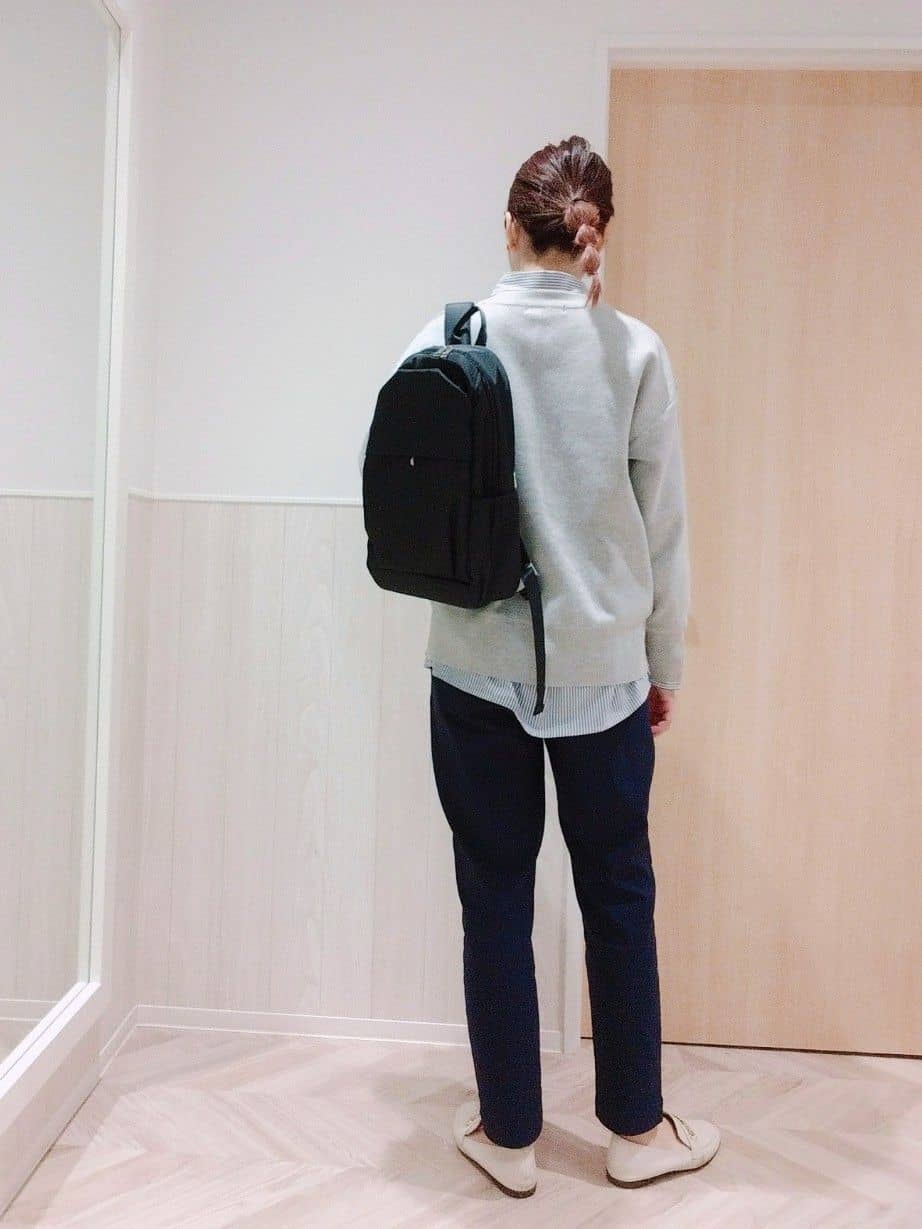 よなさんの「SHOO･LA･RUE｜【SS-3L/無理せずスリム】 ぐんぐん伸びる イージーテーパードパンツ」を使ったコーディネート