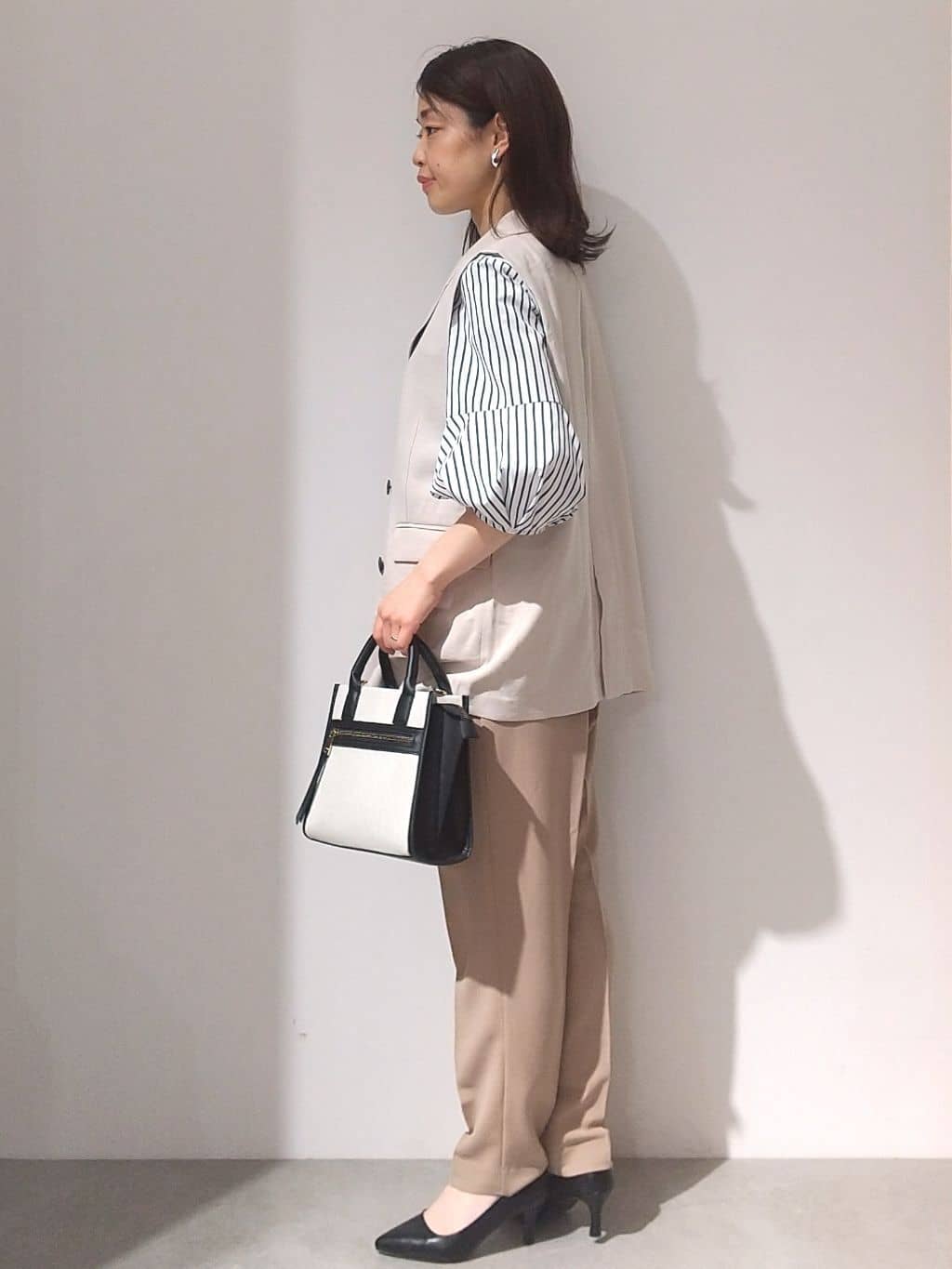 Matsuさんの「OPAQUE.CLIP｜【抗菌防臭加工/7cmヒール】ベーシックパンプス/通勤対応」を使ったコーディネート