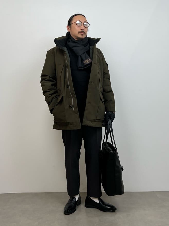 川口(髭長髪)さんの「TAKEO KIKUCHI｜コインローファー」を使ったコーディネート