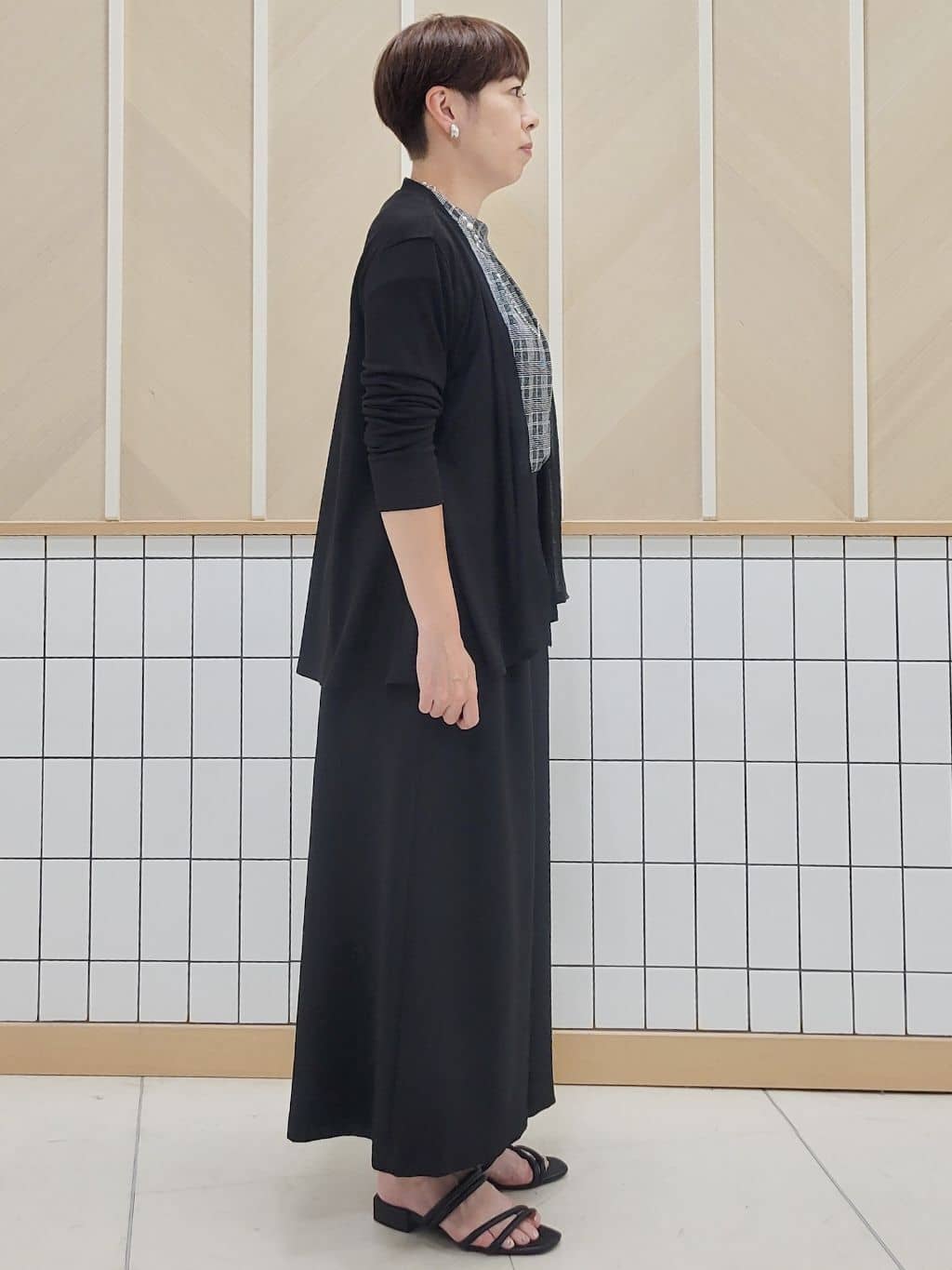 tomoさんの「COUP DE CHANCE｜【洗える】着流しカーディガン」を使ったコーディネート