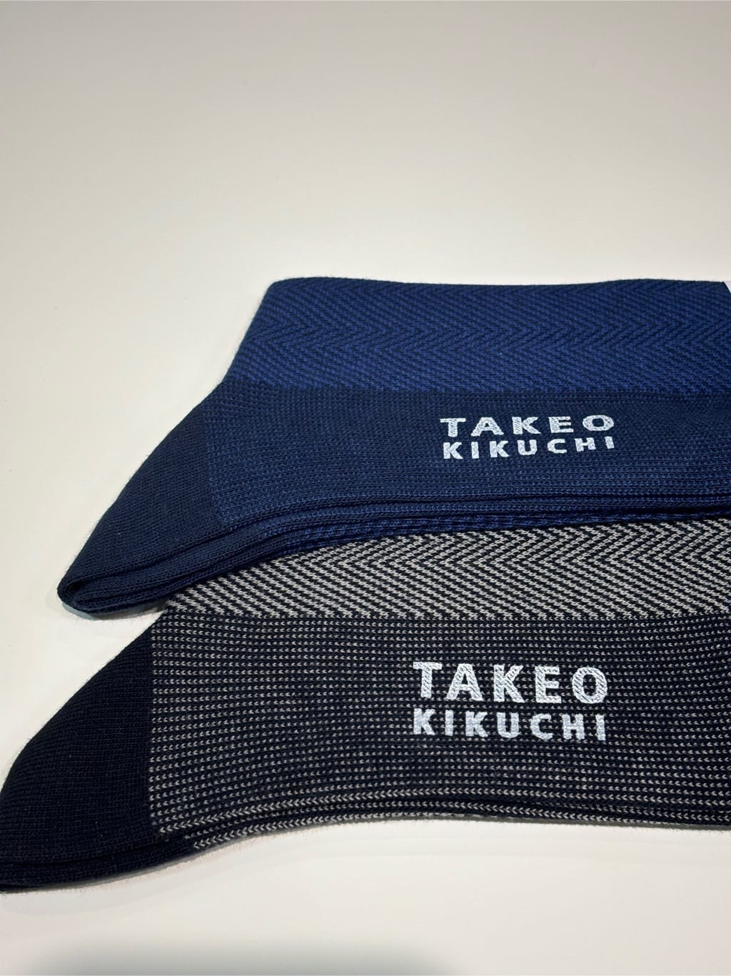 ヒナさんの「TAKEO KIKUCHI｜【抗菌防臭/日本製】ヘリンボン ドレスソックス」を使ったコーディネート