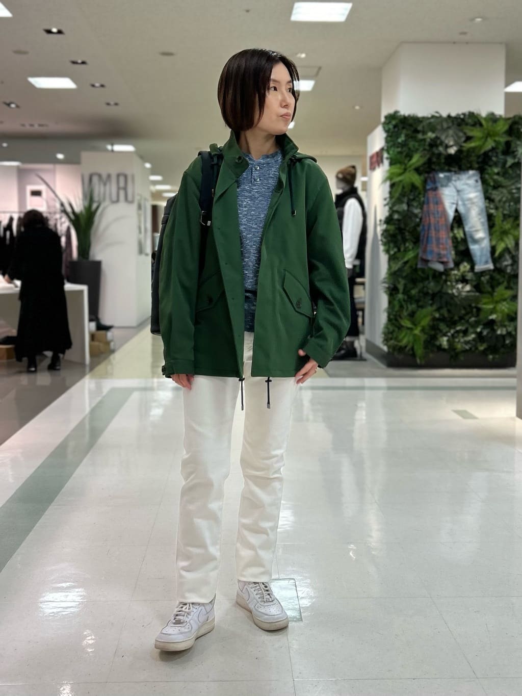 みかさんの「TAKEO KIKUCHI｜【Sサイズ～】ストレッチ デニム パンツ」を使ったコーディネート