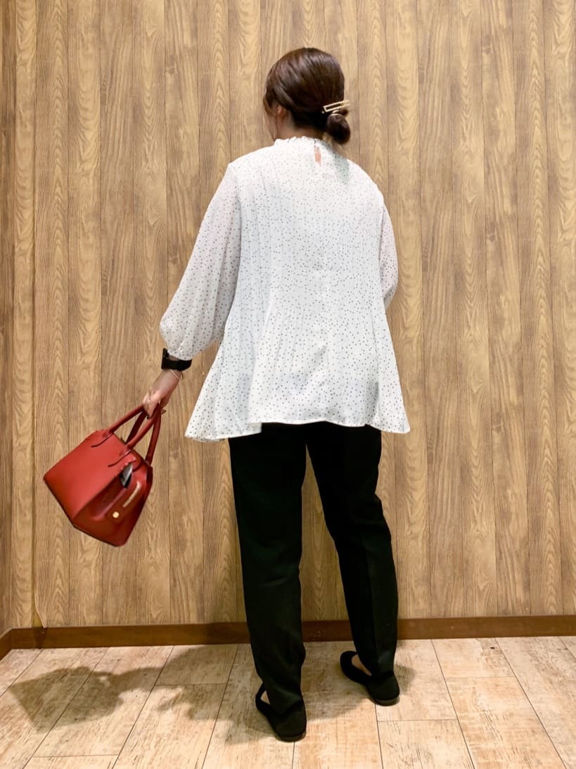 ｍｉｓａｋｉさんの「SHOO･LA･RUE｜」を使ったコーディネート