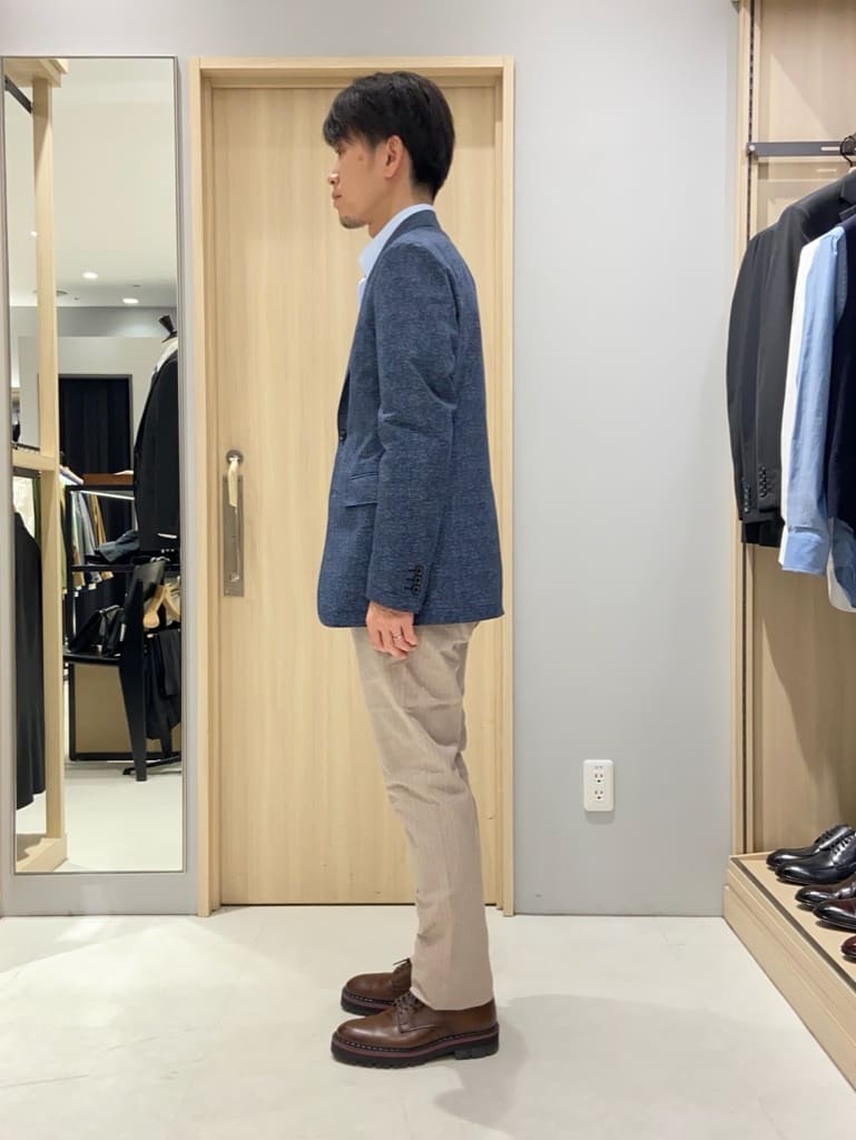 わいずみさんの「TAKEO KIKUCHI｜【抗菌防臭】COOL DOTS（R）ドビープリント ジャケット」を使ったコーディネート