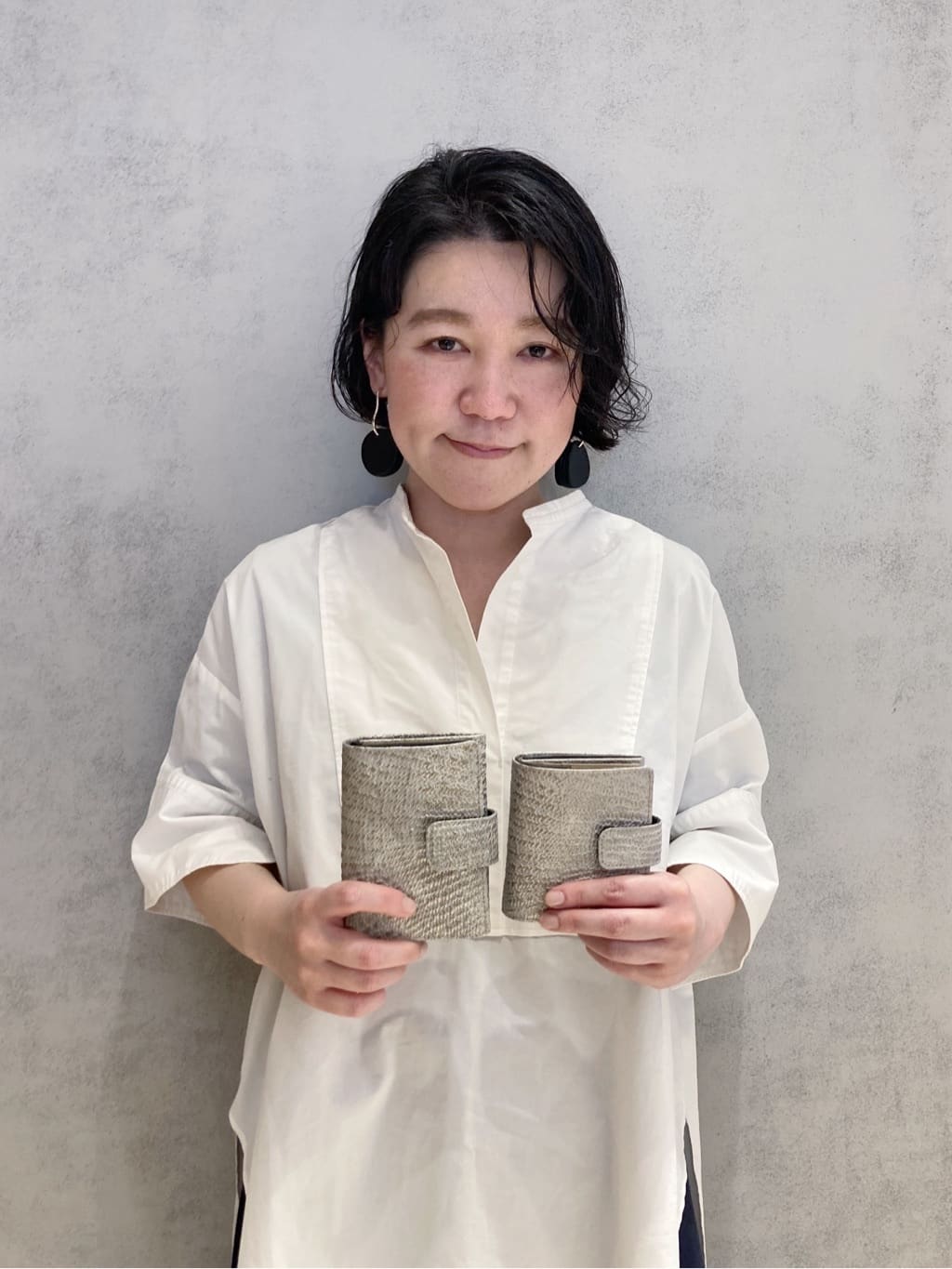 Cさんの「HIROKO HAYASHI｜DAMASCO（ダマスコ）薄型二つ折り財布」を使ったコーディネート
