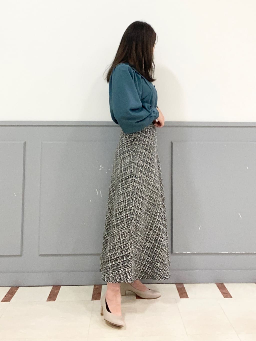 Sachieさんの「grove｜【ふわっと心地よい足入れ】やわここち(R)Vカットパンプス」を使ったコーディネート
