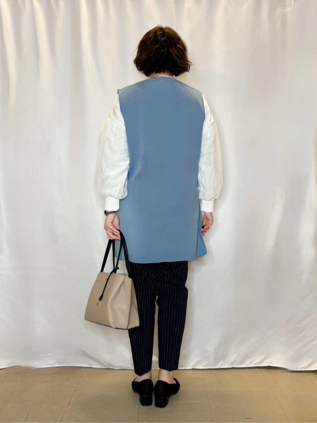 たみさんの「SHOO･LA･RUE｜【洗える/SS-3L】すっきりキレイにかっこよく 大人のテーパードパンツ」を使ったコーディネート