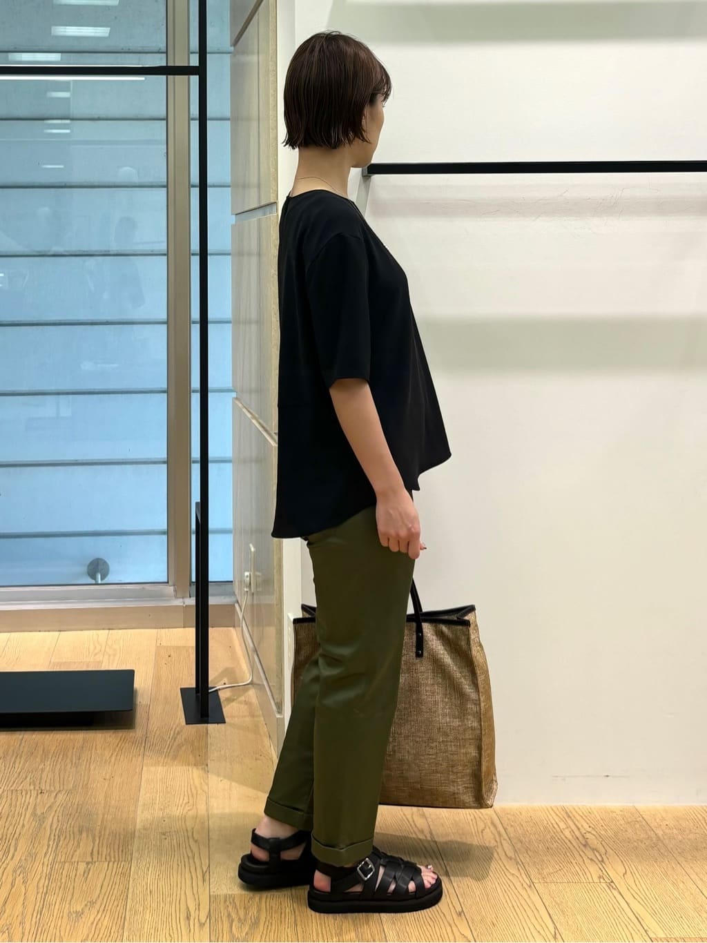 asamiさんの「INDIVI｜【セレモニーにおすすめ！】パール調トップネックレス」を使ったコーディネート