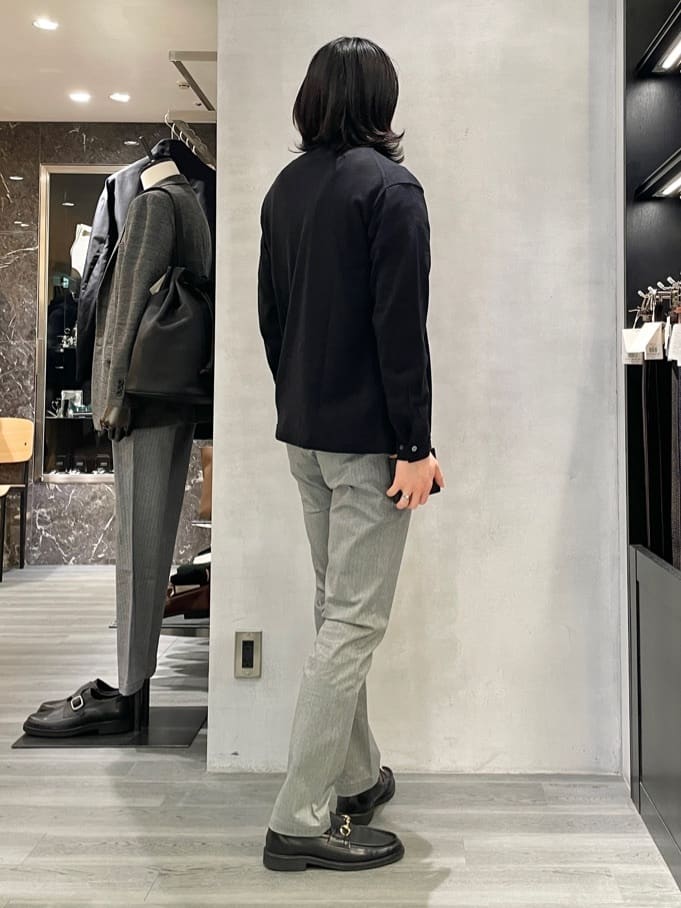 Tightさんの「TAKEO KIKUCHI｜【全7サイズ&times;8色展開！】トップマルチヘリンボン パンツ」を使ったコーディネート