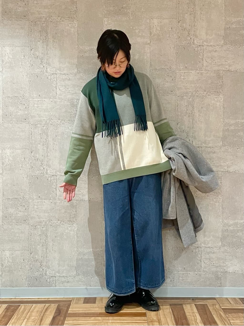 Kudou Cさんの「TAKEO KIKUCHI｜【ウールカシミヤブレンド】ビーバー調 スタンドカラー コート」を使ったコーディネート