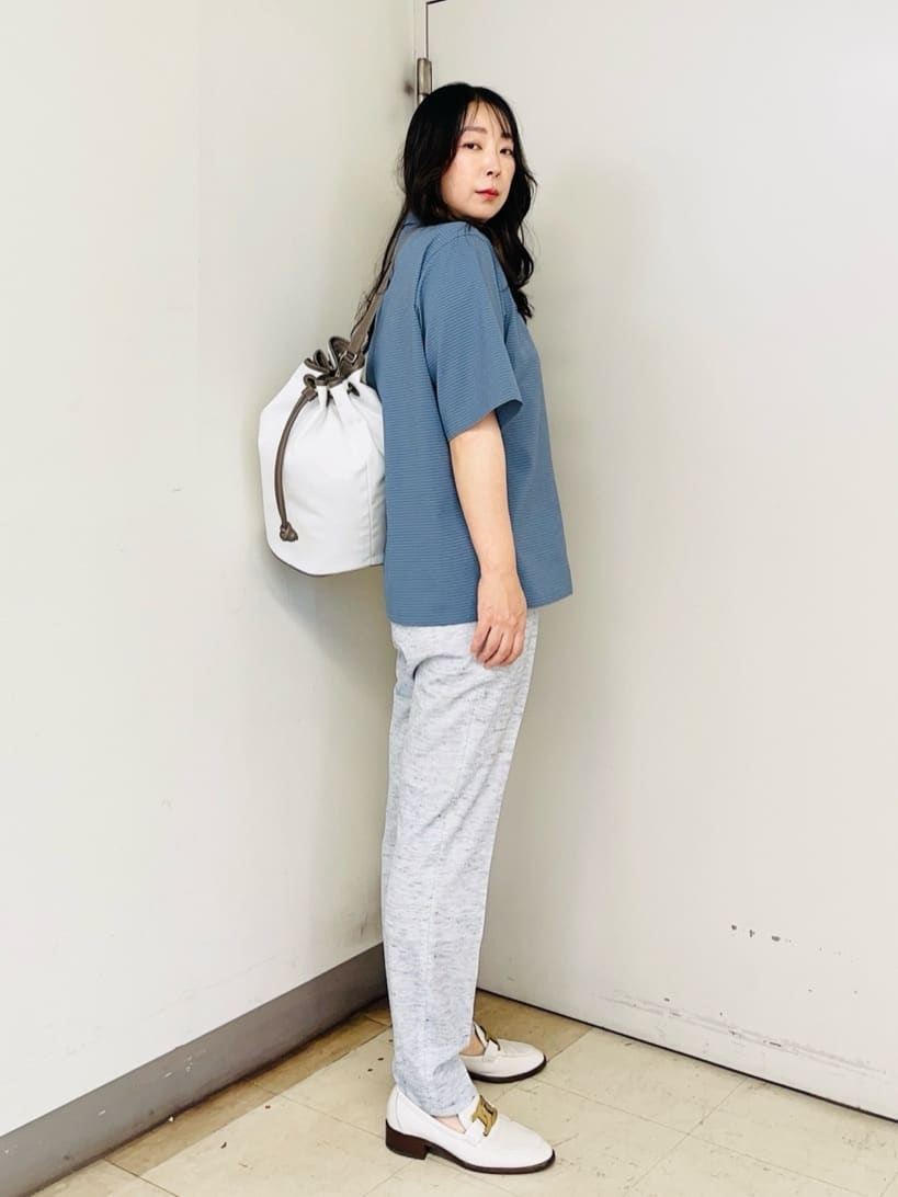 iwさんの「TAKEO KIKUCHI｜【尾州織】リネンブレンド メッシュパンツ」を使ったコーディネート