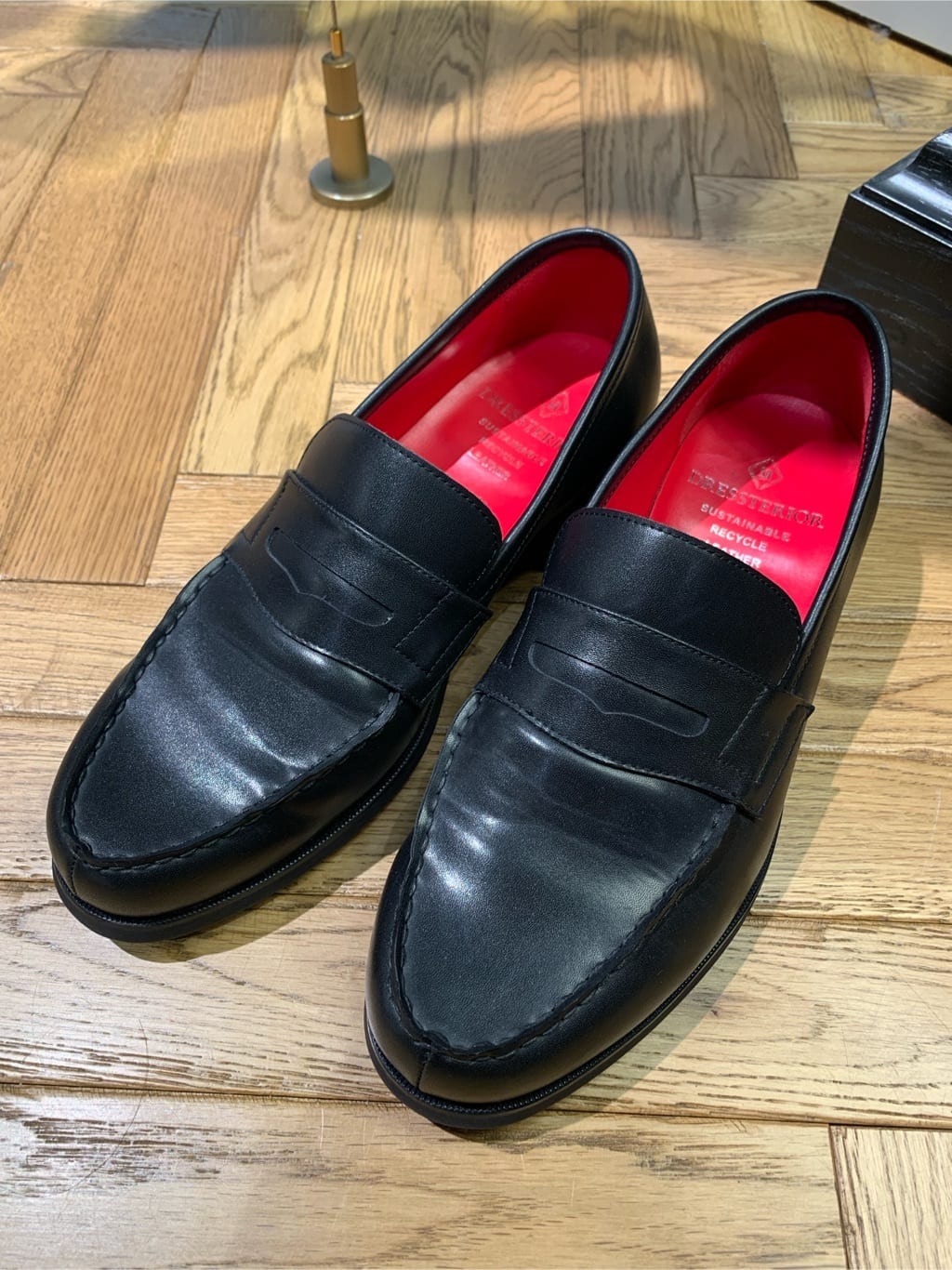 DATEさんの「DRESSTERIOR｜【撥水加工/Safari5月号掲載】ローファー」を使ったコーディネート