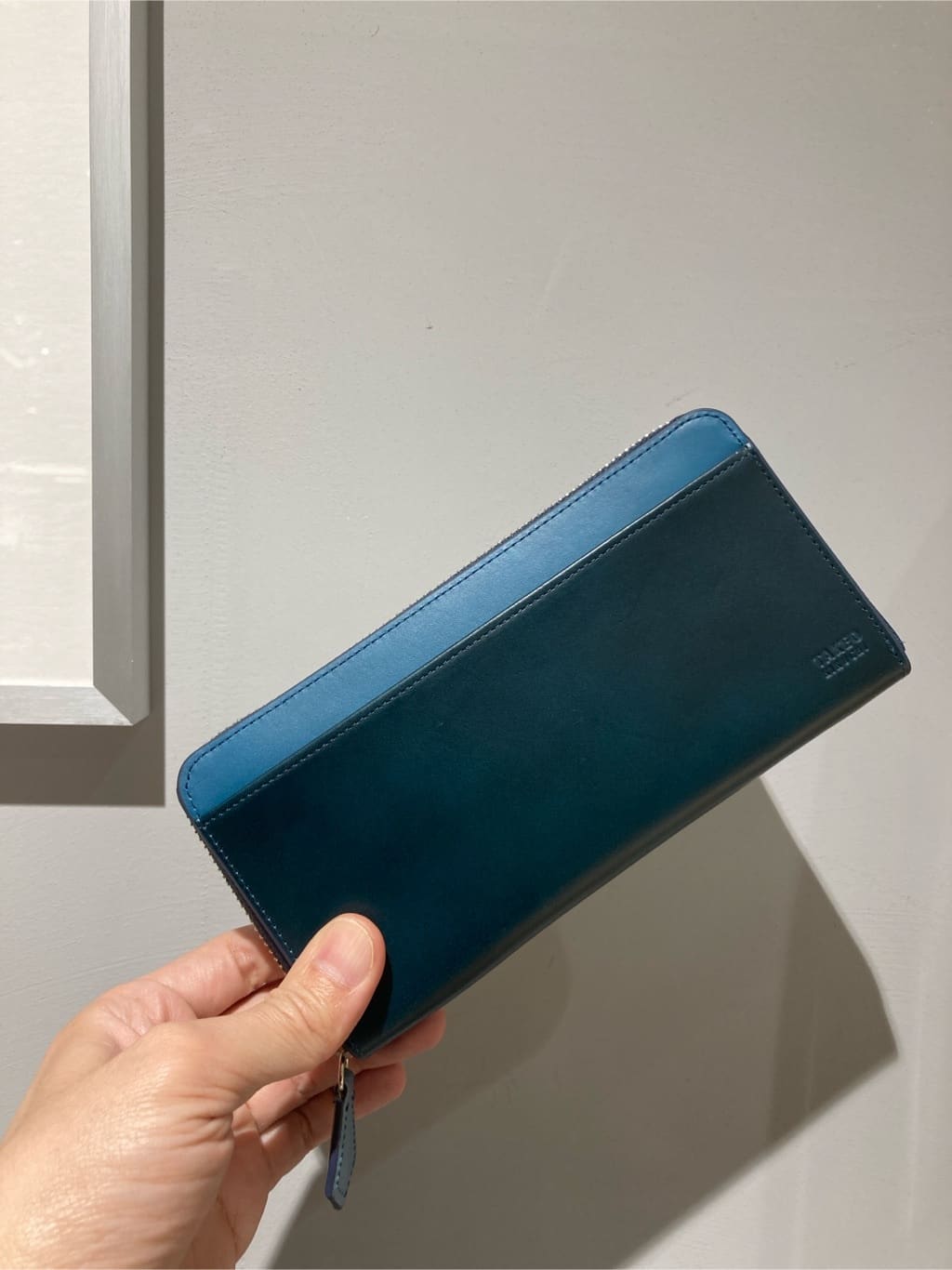 KDDさんの「TAKEO KIKUCHI｜アンティーク調レザー キーケース」を使ったコーディネート
