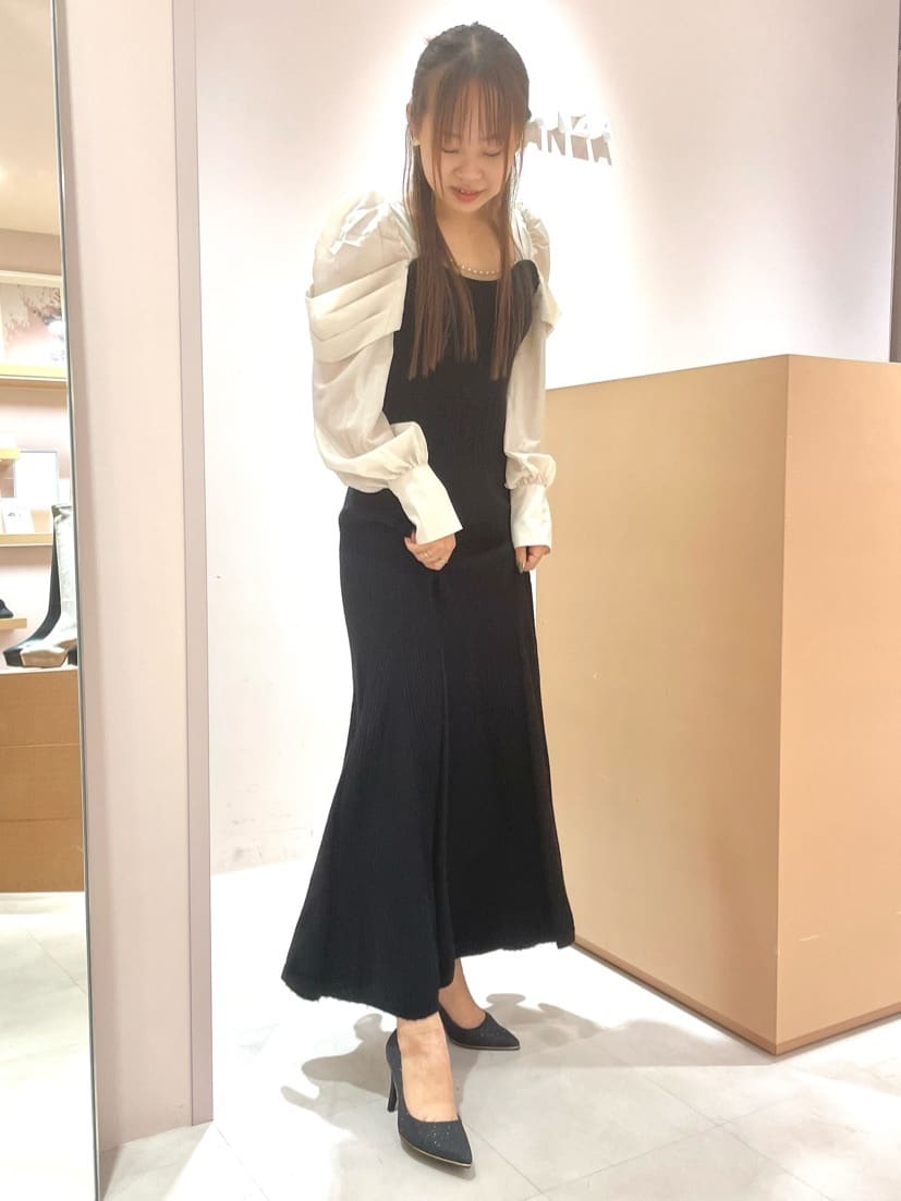 azusaさんの「ESPERANZA｜【12時間パンプス】約8.5?／ラメ素材　歩きやすくて疲れにくい」を使ったコーディネート