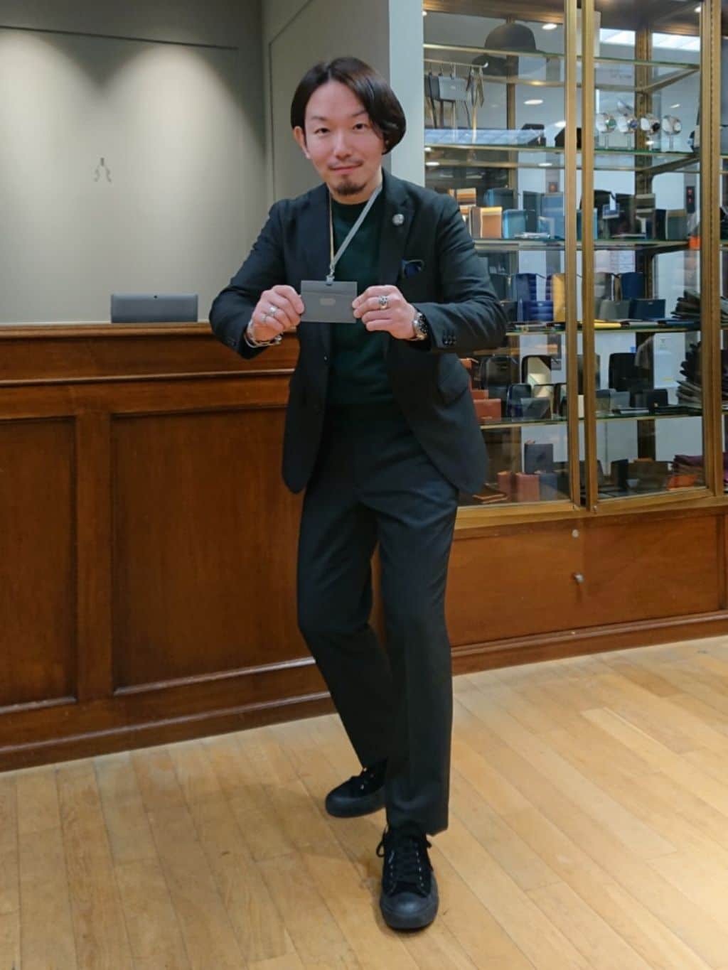 SHINTAROさんの「TAKEO KIKUCHI｜【ソフト＆ナチュラル】ミニメッシュ レザー IDカードホルダー」を使ったコーディネート
